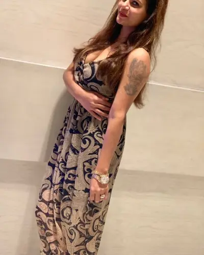 Dona Paula Escort